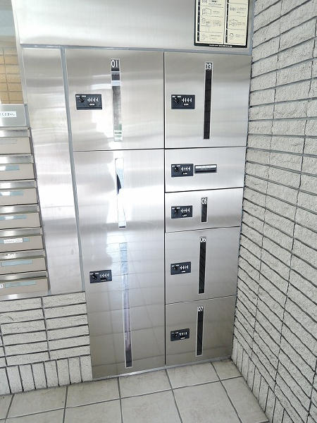 宅配ボックスです