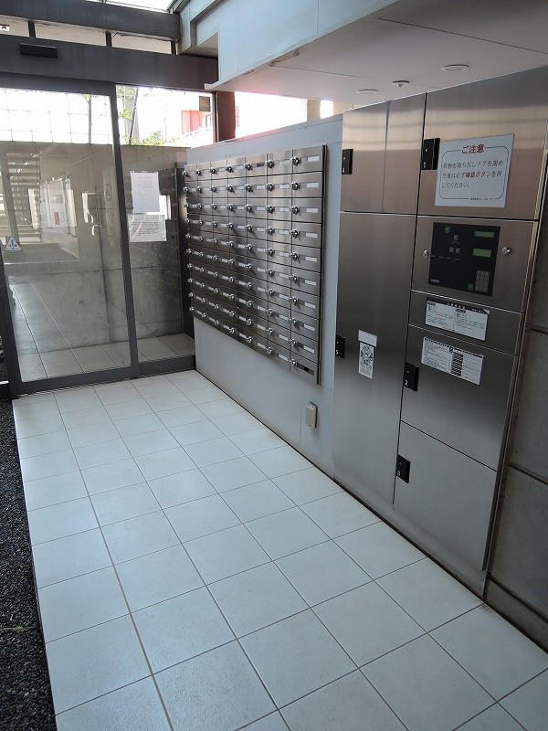 エントランス内部です