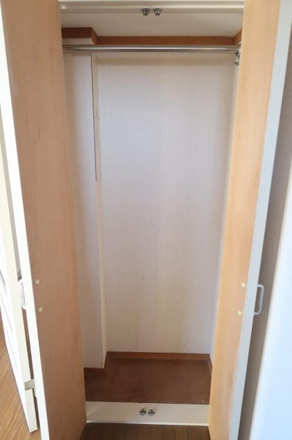 廊下の収納です