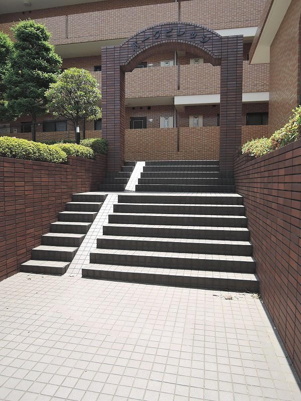 エントランスです