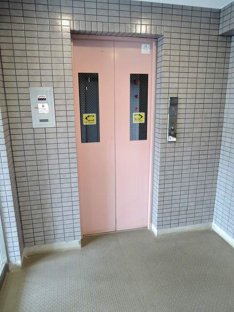 エレベーターです