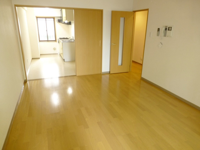 ＬＤＫ　：キッチン