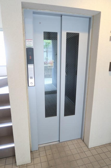エレベーターです
