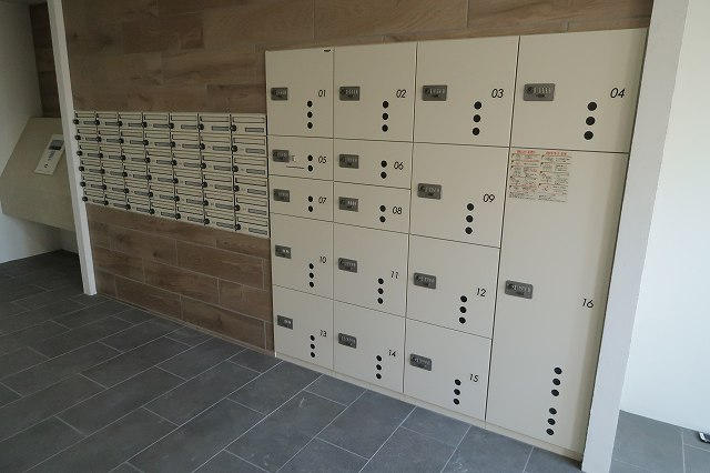 宅配ボックスです