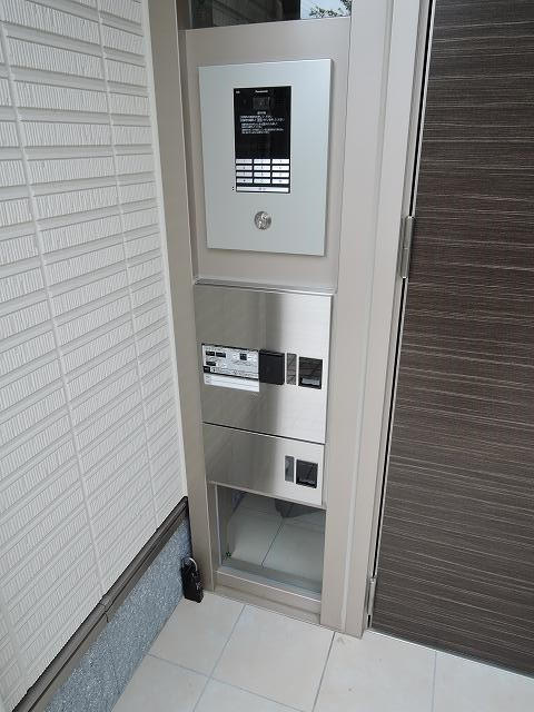 宅配ボックスです
