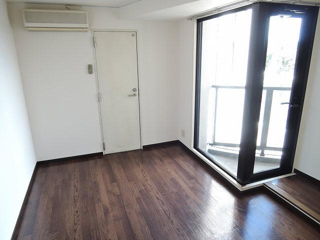 洋室　です