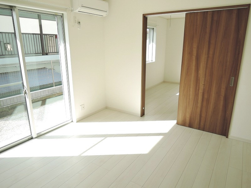 ＬＤＫ　：洋室