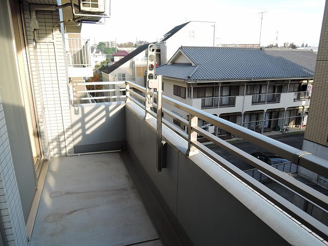バルコニー　左側です