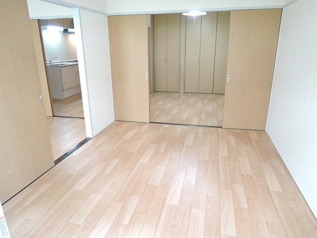 洋室② です