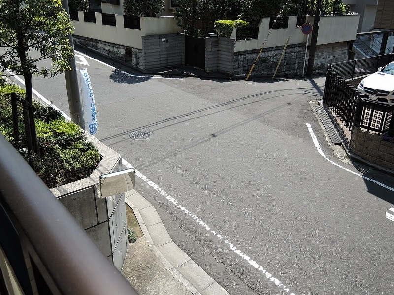 １階でこの目線です