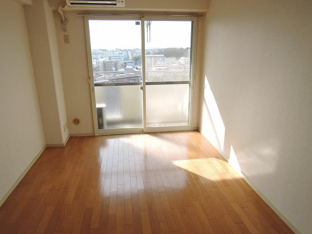 洋室①　です