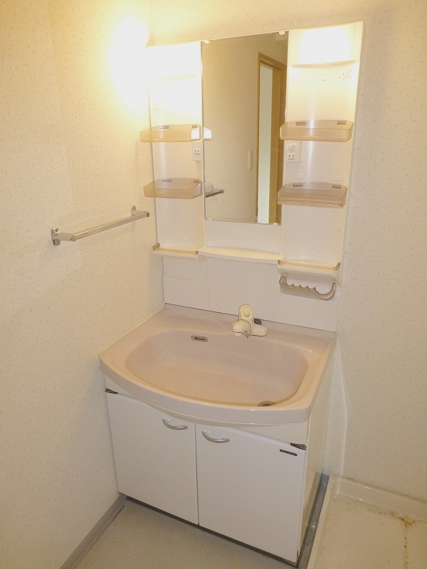 洗面化粧台です