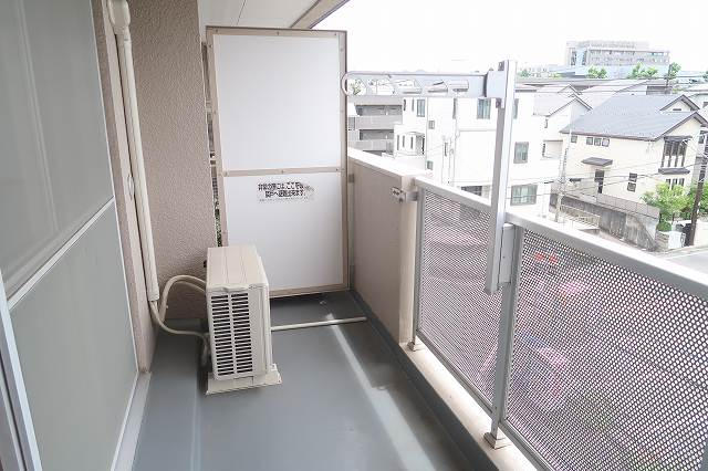 バルコニー　左側です