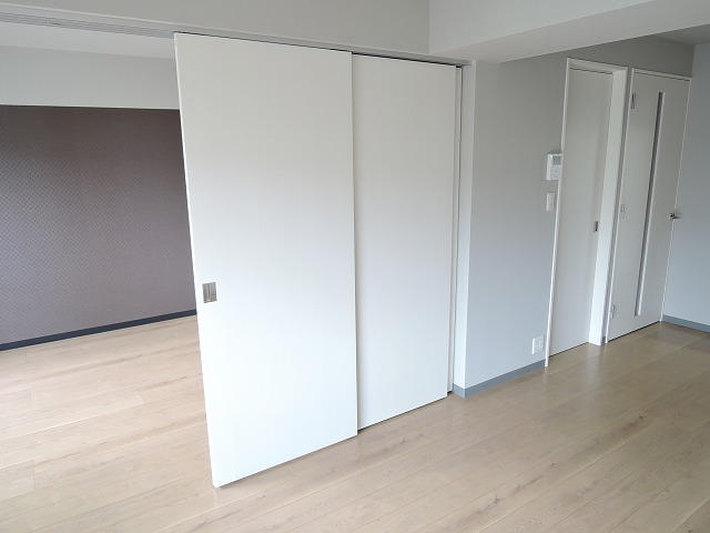 引き戸はこんな感じ