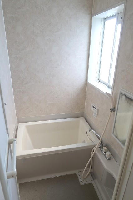 ユニットバス　です