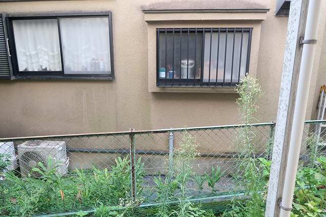 正面のお宅