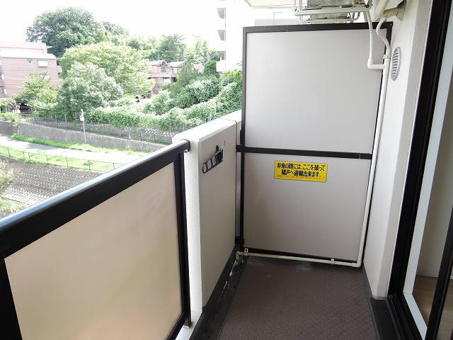 バルコニー　右側です