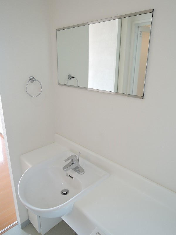 洗面化粧台　です