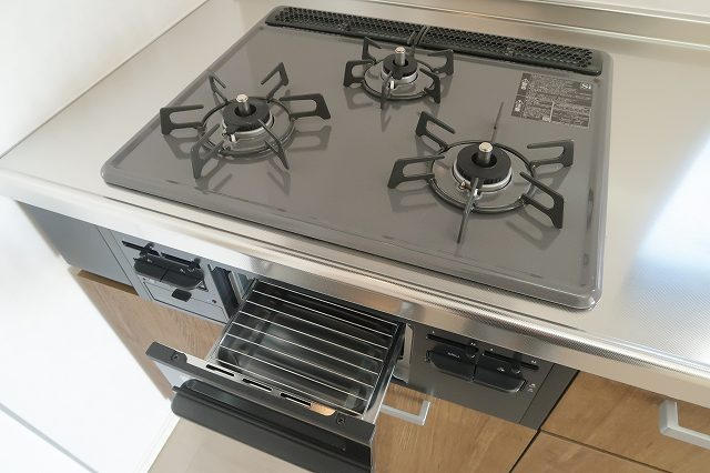 ３口コンロです