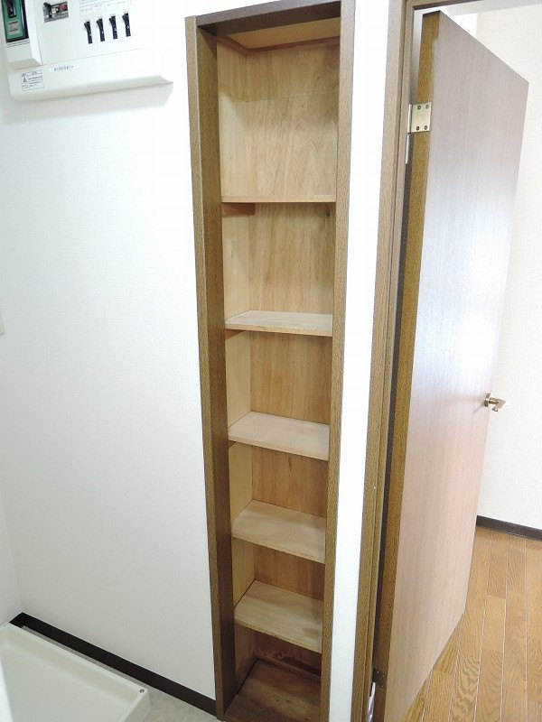 洗面所の収納です