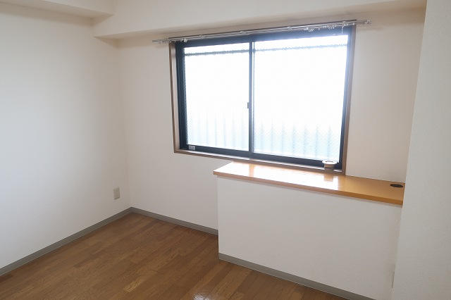 洋室② です