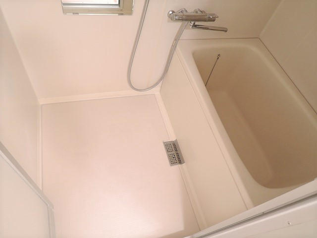 ユニットバス　です