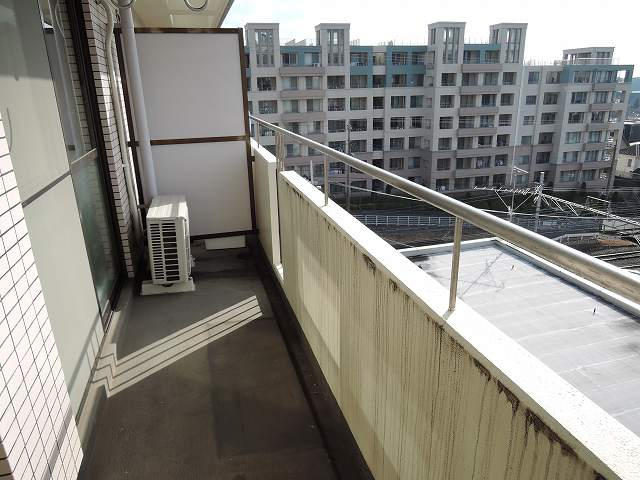 バルコニー　左側です