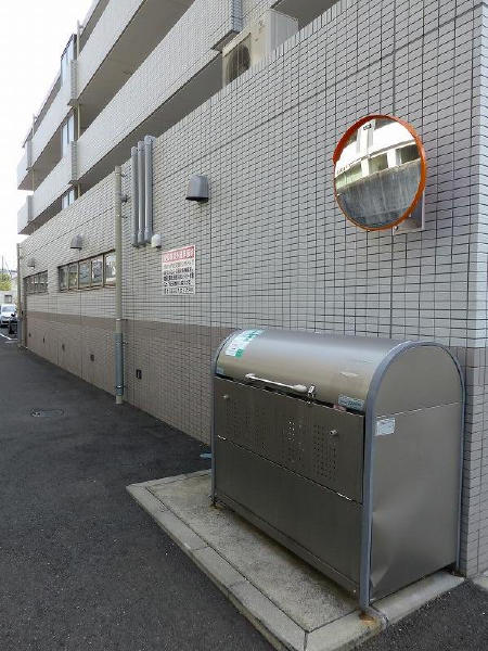 敷地内です