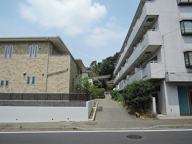 隣の建物との距離