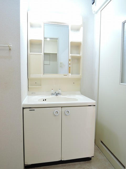 洗面化粧台です