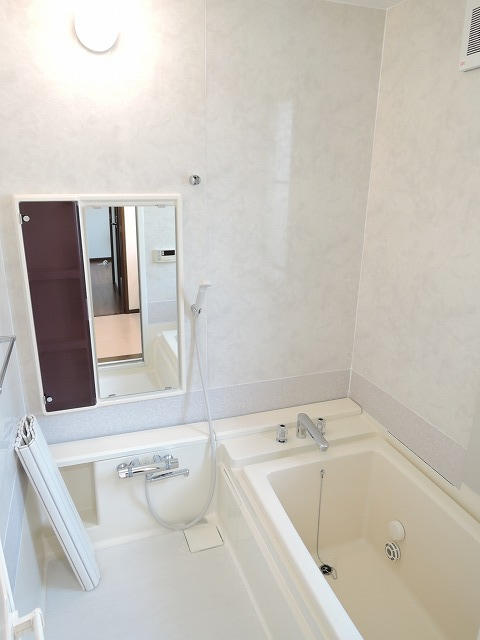 ユニットバス　です