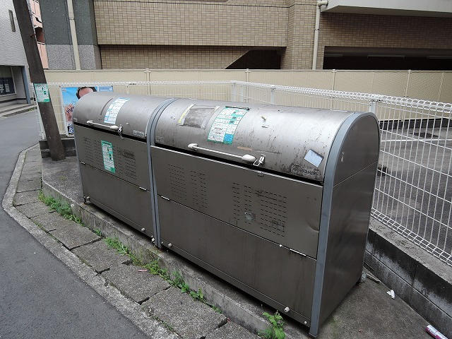 専用ゴミ置き場です