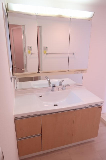 洗面化粧台です