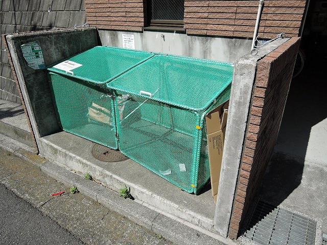 専用ごみ置き場です