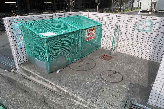 専用ごみ置き場です
