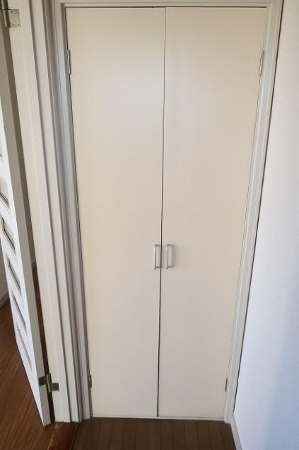 廊下の収納です