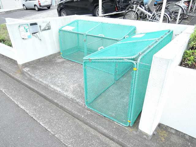 専用ゴミ置き場です